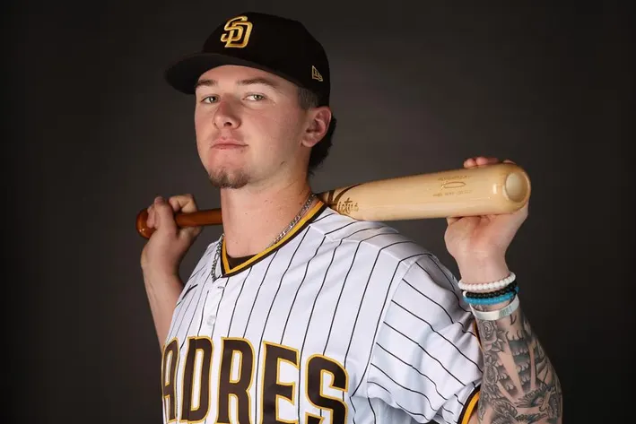 jackson merrill is a professional baseball shortstop